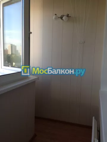 Отделка балкона и лоджии пластиковыми ПВХ панелями в Подольске от компании МосБалкон