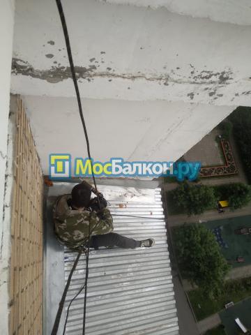 Установка и герметизация крыши