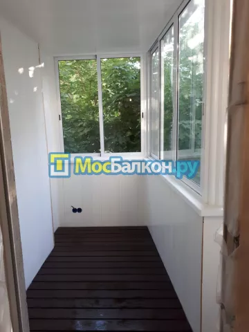 Отделка балконов в Подольске | Отделка балконов и лоджий и обшивка под ключ в МосБалкон