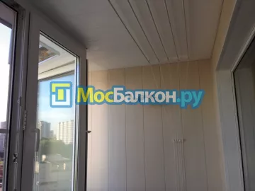 Отделка балкона и лоджии пластиковыми ПВХ панелями в Подольске от компании МосБалкон