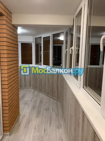 Заказать балкон в Подольске цена от 1320 руб | Остекление балконов и лоджий МосБалкон