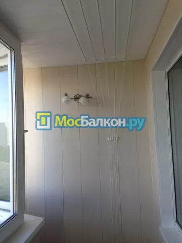 Отделка балкона и лоджии пластиковыми ПВХ панелями в Подольске от компании МосБалкон