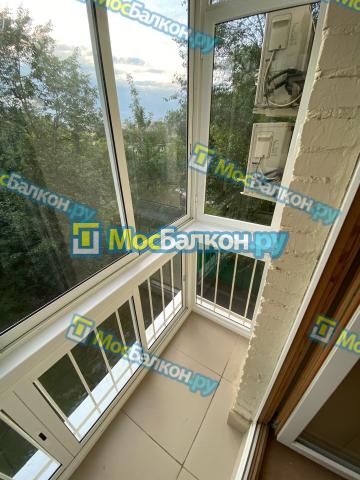 ПАНОРАМНОЕ ОСТЕКЛЕНИЕ БАЛКОНА В ХРУЩЕВКЕ