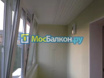 Отделка балкона и лоджии пластиковыми ПВХ панелями в Подольске от компании МосБалкон