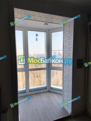 Панорамное остекление заказать под ключ по выгодной цене в Подольске от компании МосБалкон