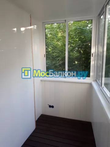 Отделка балконов в Подольске | Отделка балконов и лоджий и обшивка под ключ в МосБалкон