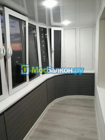 Заказать балкон в Подольске цена от 1320 руб | Остекление балконов и лоджий МосБалкон
