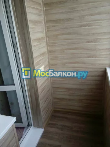 Отделка балкона и лоджии пластиковыми ПВХ панелями в Подольске от компании МосБалкон