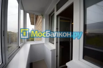 Заказать балкон в Подольске цена от 1320 руб | Остекление балконов и лоджий МосБалкон